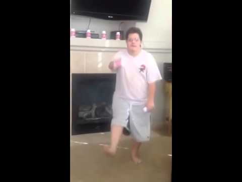 Heart and Soul Skinny Fiber Mike pt 1  Doing the Elvis !!