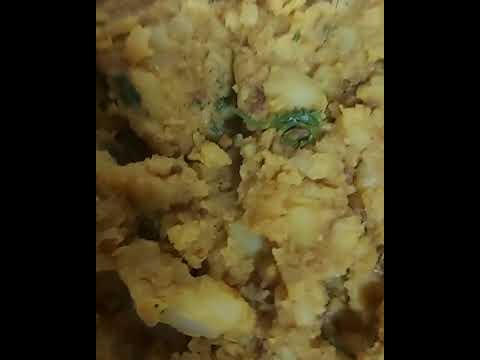 Aloo paratha #shorts #foodshorts #cookingathome #selfmade #selfmade #youtube