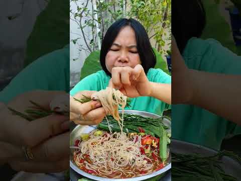 #mukbang #spicynoodlesoup #eatingspicyfood #food #eating #thaifood #eat