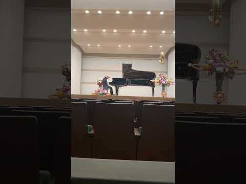 アイドル ピアノ