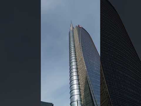 Vlog a Milano: grattacieli