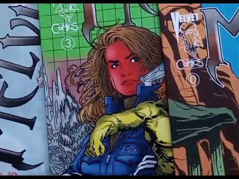 Timmy Olson's Melvin clumsy Brit unboxing. #comicsgate #comics #nerd #reading