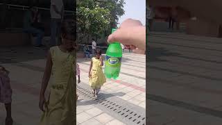 😘 ro rahi thi.. | Subscribe | #feelgoodvibes #spreadsmile #shortsfeed #helpingneedy #ytshorts