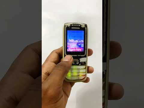 Playing games with 17 years old nokia phone #cellphone #nokia #nokia6310i #oldisgold #restoration