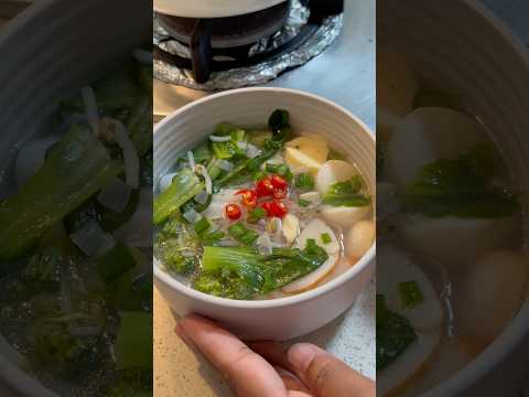 MV#448 💁🏻‍♀️yong tau foo style soup with red rice bee hoon #food #cooking #routinevlog