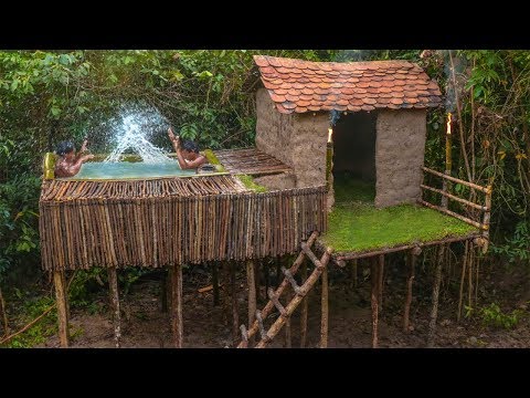 Building Top Roof Swimming Pool on Mud Villa House