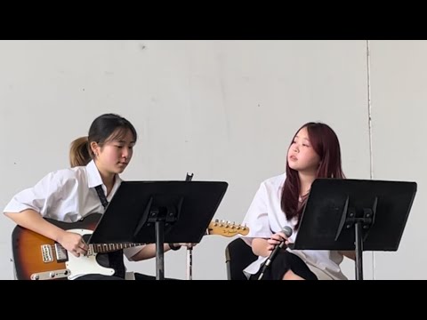 สายตายาว - Deedee | Cover Piglet