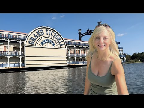 Kayaking the Fox River in Elgin