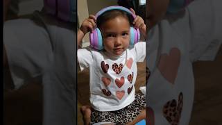 The Cutest Kids Headphones Ever! 😍 iClever Aura #kidsheadphones #techforkids #parentapproved