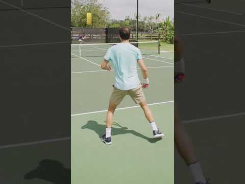 Why Grigor Dimitrov Utilizes His Backhand Slice as a Defense Shot