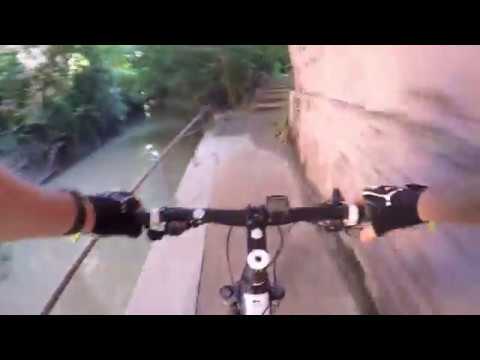 Biking lungo il Navile