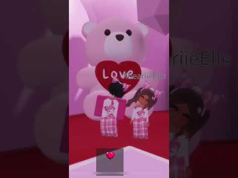 Dance with your freinds on #roblox