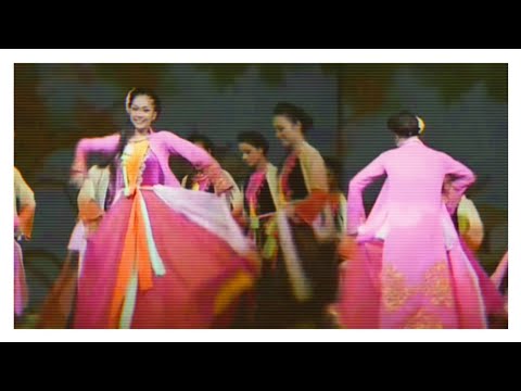 Vietnamese Traditional Dance | 07-08.09.2005