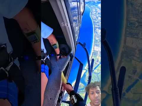 Sky High #skydiving #travel #skydivevibes #flying #skydivingpics #adventure #paragliding #love