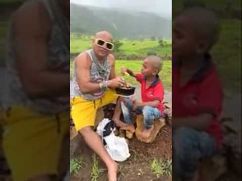 Baap bete eating chicken biryani #comedy #ulhaskamathe #funny #chikanlegpiece #food #crazycomedy