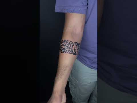 Epic Tribal Band Tattoo Design | Bold and Timeless Ink #microtattoostudio #tattoo oo