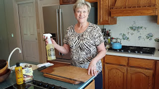 How to Restore and Refinish Wood Kitchen Cabinets #touchoforanges