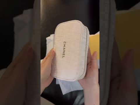 Chanel Holiday Gift Set 2023 Unboxing #chanel #chanelhaul #chanelunboxing #chanelbeauty