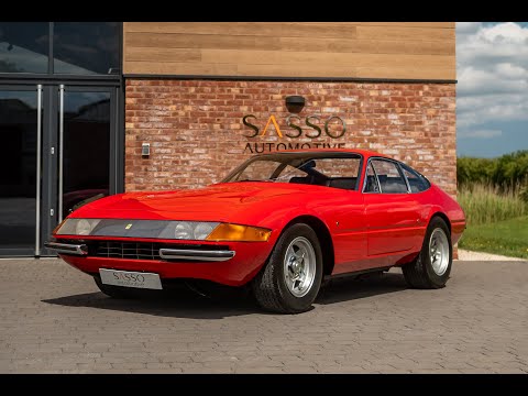 Ferrari 365 GTB/4 'Daytona' Plexiglass UK RHD - Sasso Automotive