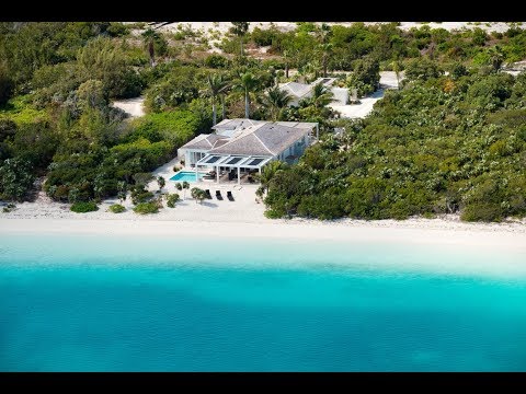 Beachfront Villa Aquazure - TheHJC