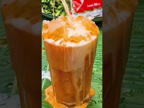 น้องๆ !!  พี่ขอชาไทยแก้วซิ 🧋| Thai Tea with herbal #shorts