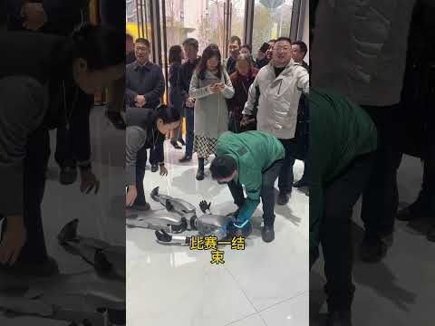 中國的機器人和電視宣傳片的不一樣！怎麼跑馬拉松都散架😭