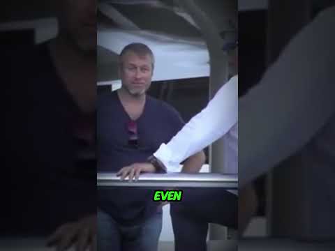 Roman Abramovich’s $550M Yacht Has a Submarine!? 😱