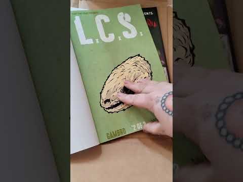 Clumsy Brit unboxing of L.C.S.