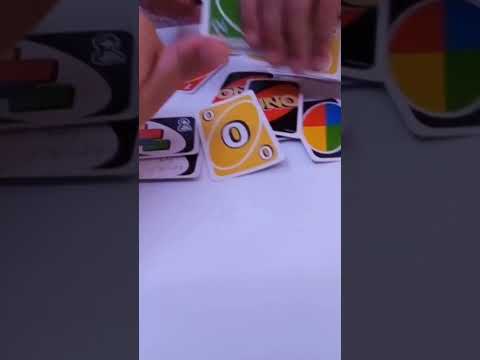 cercando di giocare a uno (spoiler non ci siamo riusciti!)🤣🤣🤣 #uno#congliamici#gioco#divertente