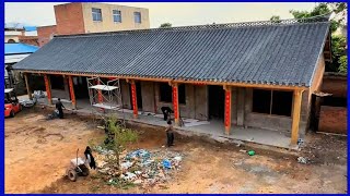 The young couple returned to their hometown to renovate their old house and spacious garden