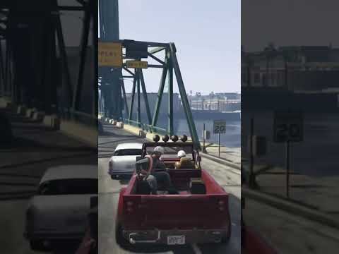 Can you give me a warning next time? 🤨 #gta5