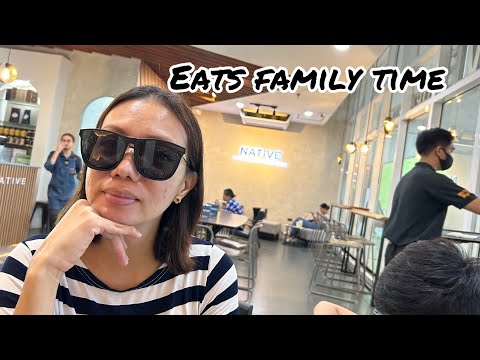 Eats family time