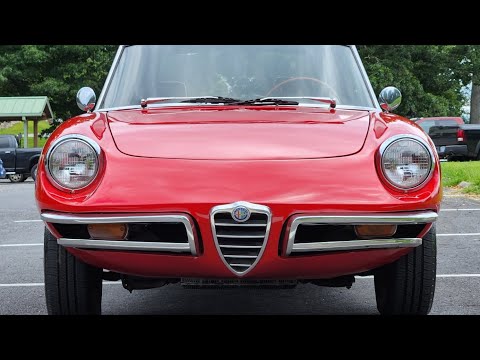 1967 Alfa Romeo Giulia Duetto Spider // A Vehicle Tour