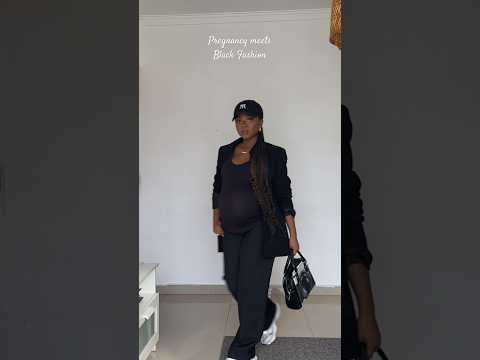 #pregnancy #pregnant #fashion #fashionstyle #allblackeverything #bumpstyle #maternityfashion #bump