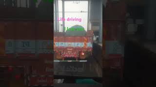 I love my driving💚💐#driver #captionplus #subscribe 😋🔥🔥🔥💐