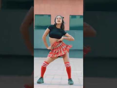Patli kamriya mori Haye Haye #viralshorts #patlikamariya