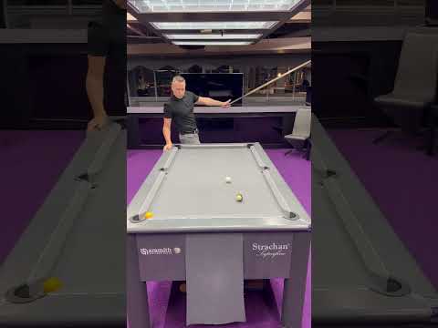 How else would you make the 8ball 😉 #8ballpool #trickshot #trickshots #8ball #skills #garethpotts