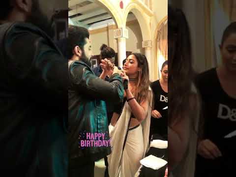 Vani Sharing Cake// Romantic Vani/ Naagin5// Surbhi Chandna //Vani vm //SHARAD Malhotra