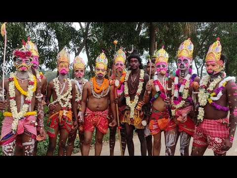 কুড়মুন গাজন/ফলের দিন/সন্ন্যাসীদের বিভিন্ন রূপ/কুড়মুন ও পলাশীর সন্ন্যাসীদের নাচ/ভয়ংকর রূপ