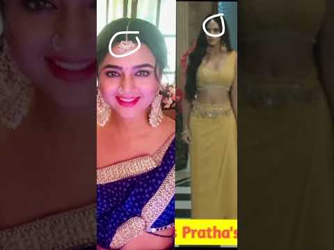 nagins in same jewellery and dress