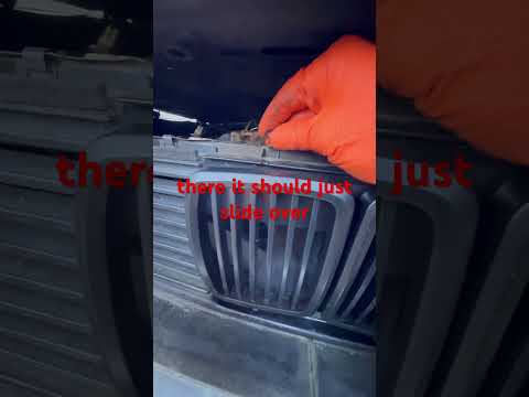 Replacing grill clips on E30 #bmw #howto #automobile #e30 #classic #newparts #diy #shorts