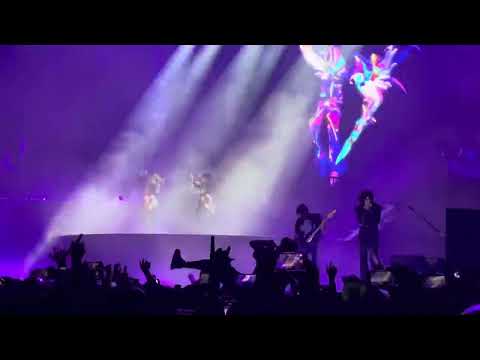 【LIVE】Bring Me The Horizon-Kingslayer ft. Babymetal live@ Nagoya