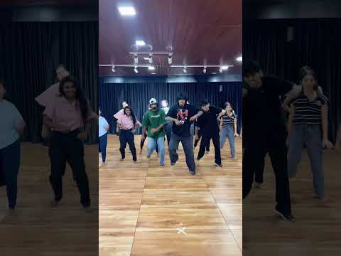 Kendrick Super Bowl fever 💪🏻🥂.  #kendricklamar #houseofaos #dance #keralahouse #dancecover