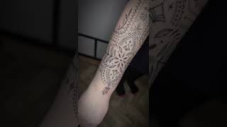 🌙 Beautiful Ornamental Tattoo By Laura Fenwick #tattuba #tattooartist #tattoo #inked #ornamental