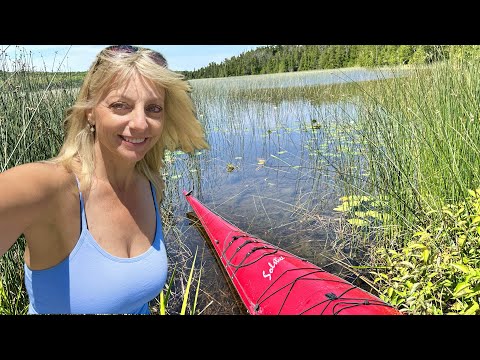 Solitude of Paddling Kangaroo Lake