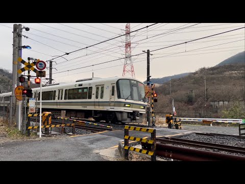 JR大和路線　青谷踏切