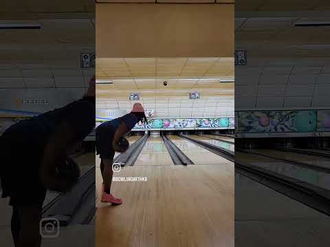 Day 70 Of One Strike A Day       Ball Used:VEBO              #strikeout #2handedbowling #sports #fun