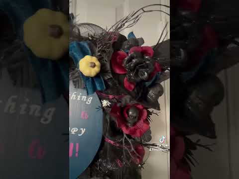 Samhain Wreath part 3 #witchtok #mypaganpal #witch #wicca #witchcraft #witchy #samhain #pagan