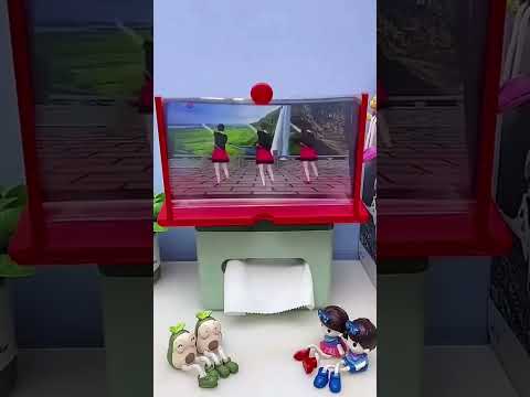 Revolutionize Phone Viewing HD Screen Magnifier for Ultimate Eye Comfort