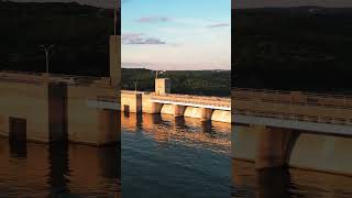 Table Rock Lake sunset views in Branson, Missouri #vacation #tablerocklake